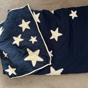 Pottery barn kids twin sized quilt and sham with stars, blue